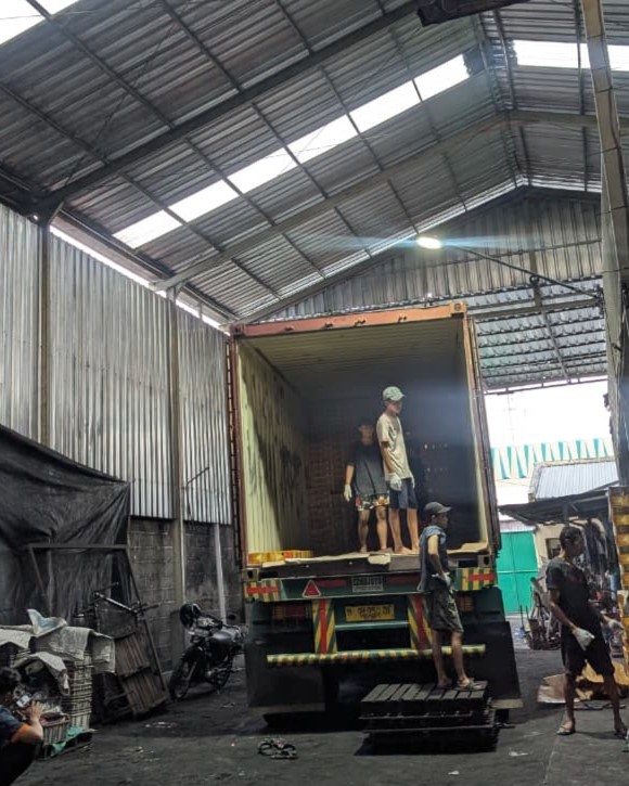 WhatsApp Image 2025-11-13 at 09.37.57 (1)